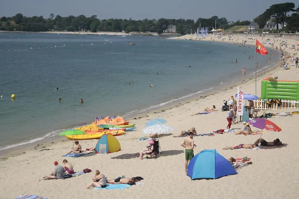 Campsite Camping De La Plage Benodet - 400 Metres De La Plage