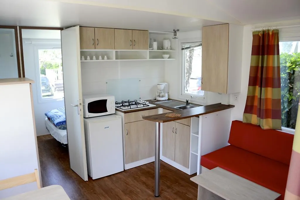 Camping De La Plage Benodet - 400 Metres De La Plage 4*,  France